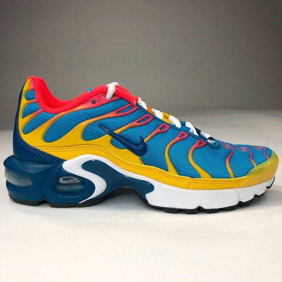 nike air max plus size 4